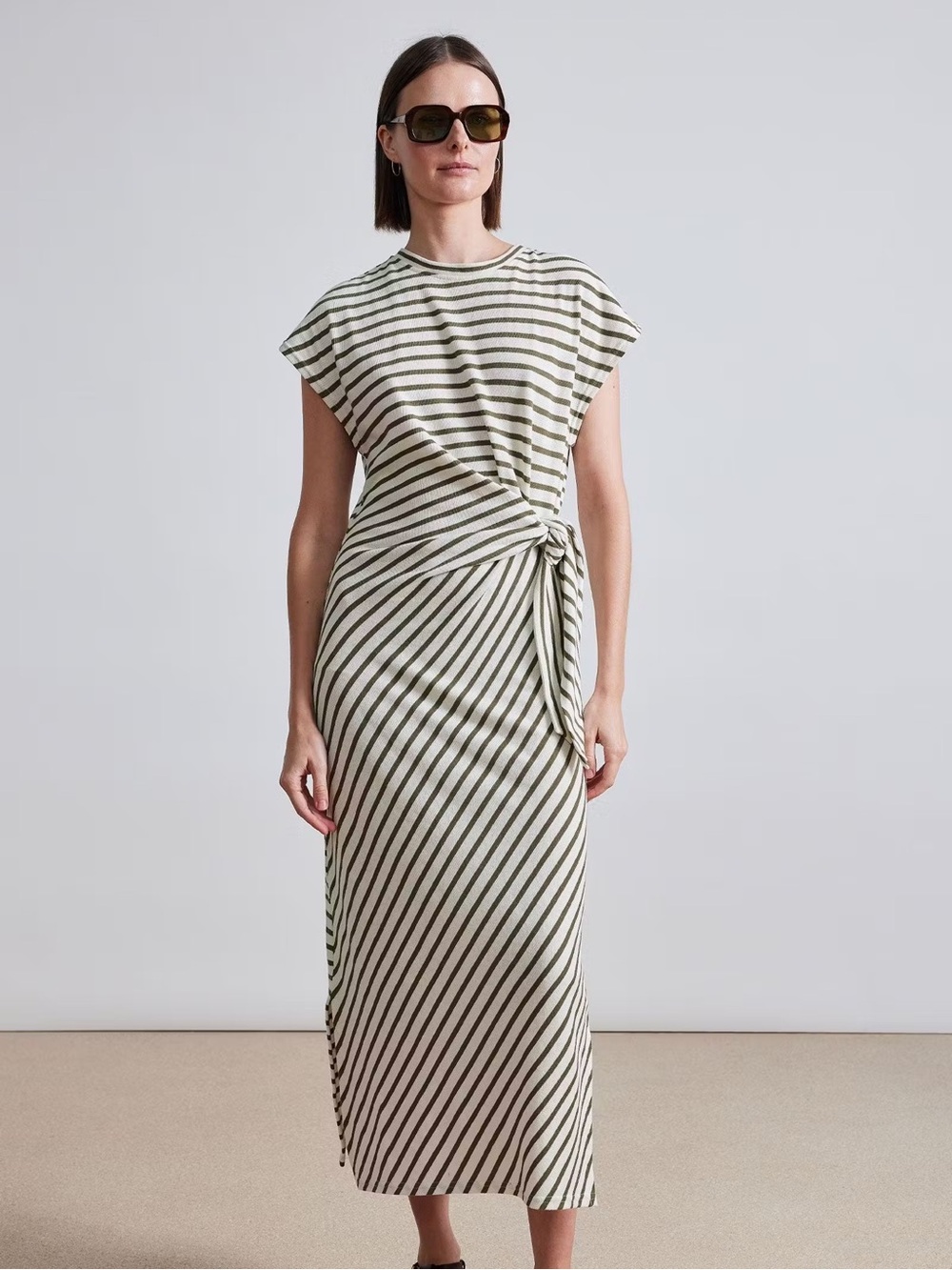 APIECE APART VANINA CINCHED WAIST CREAM STRIPE MAXI DRESS XS Perfect condition.